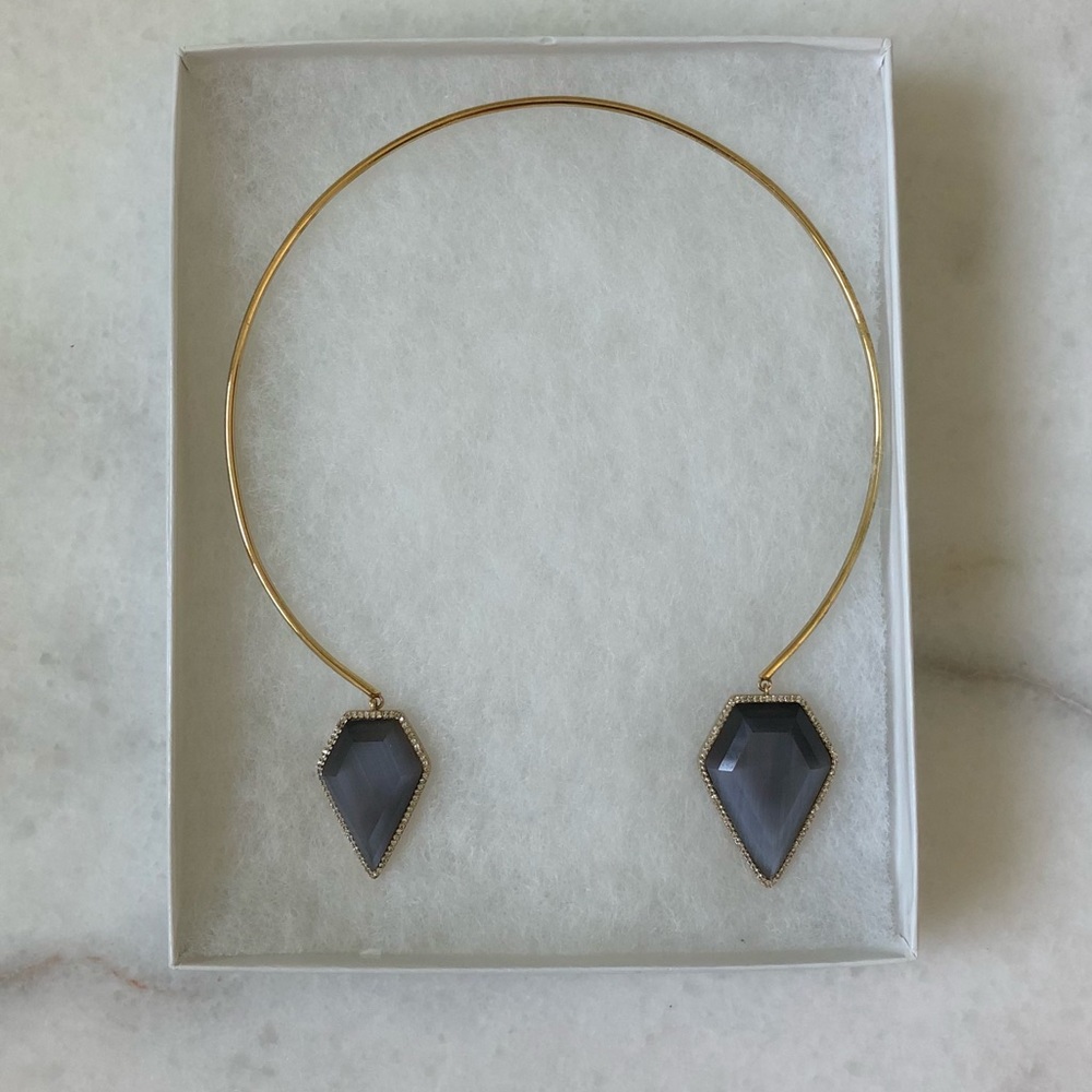 Pentagon collar necklace